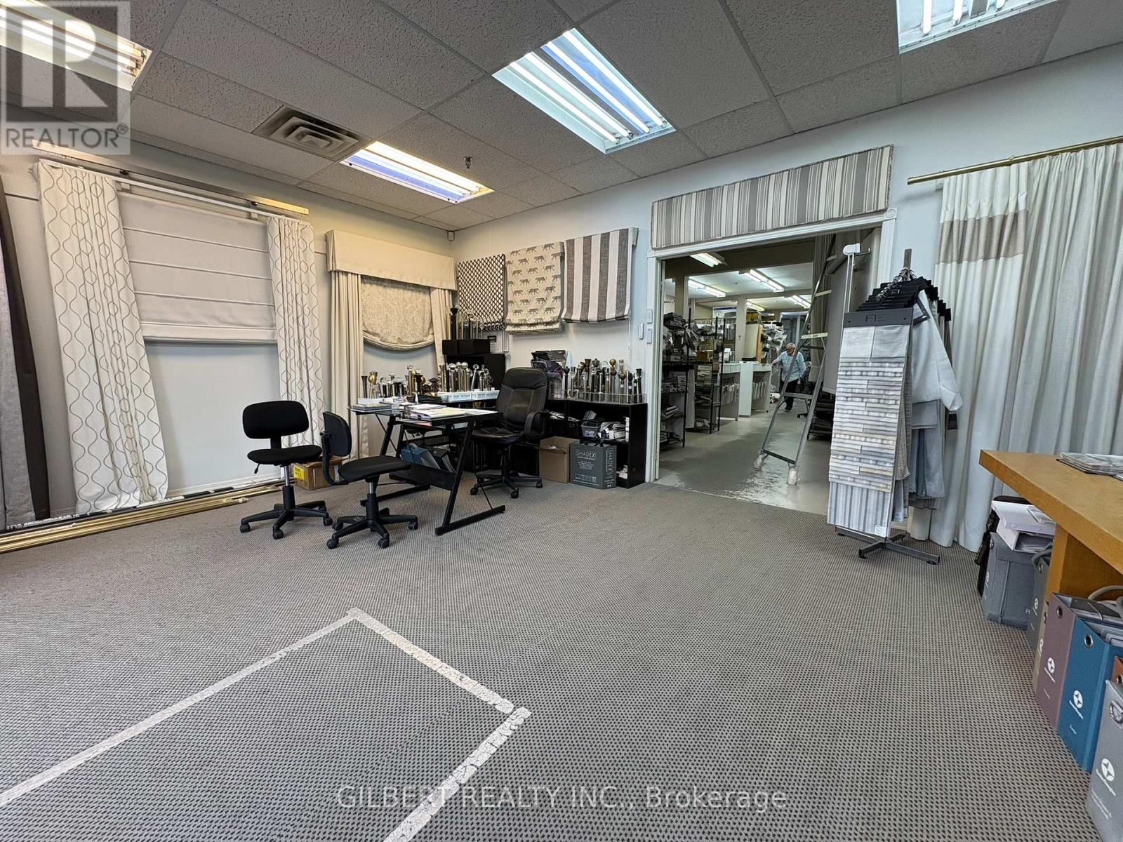 170 Esna Park, Markham, Ontario  L3R 1E3 - Photo 13 - N12572302