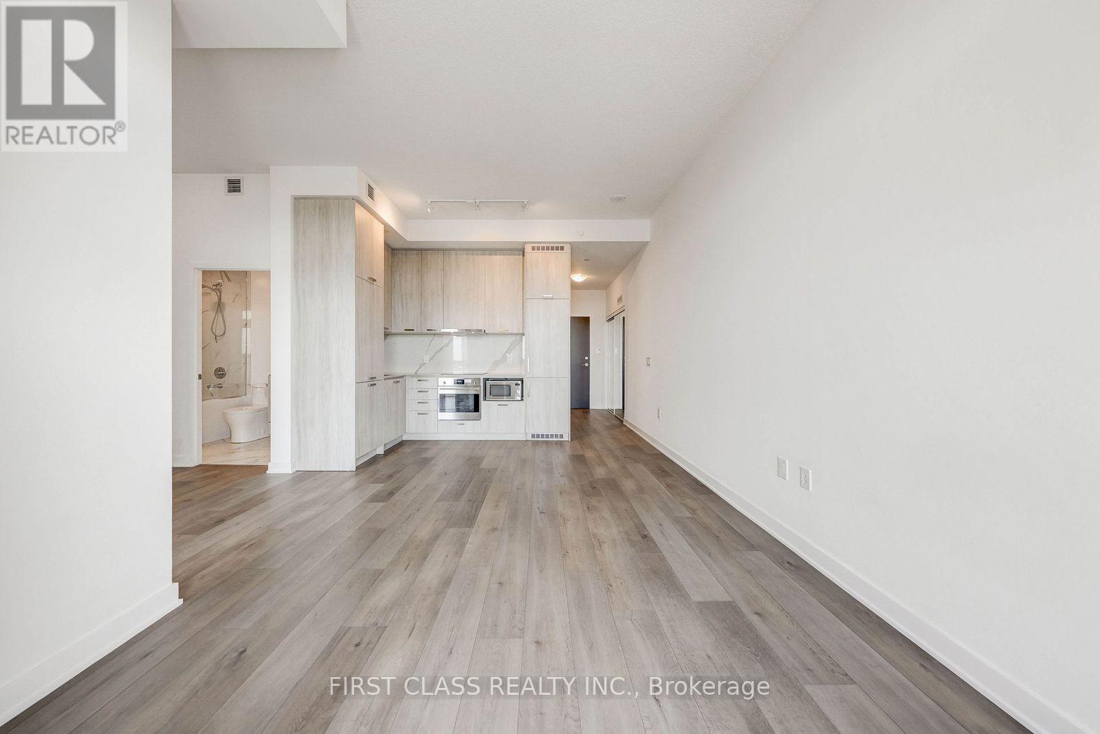 506 - 10 Honeycrisp Crescent, Vaughan, Ontario  L4K 5C3 - Photo 6 - N12572320