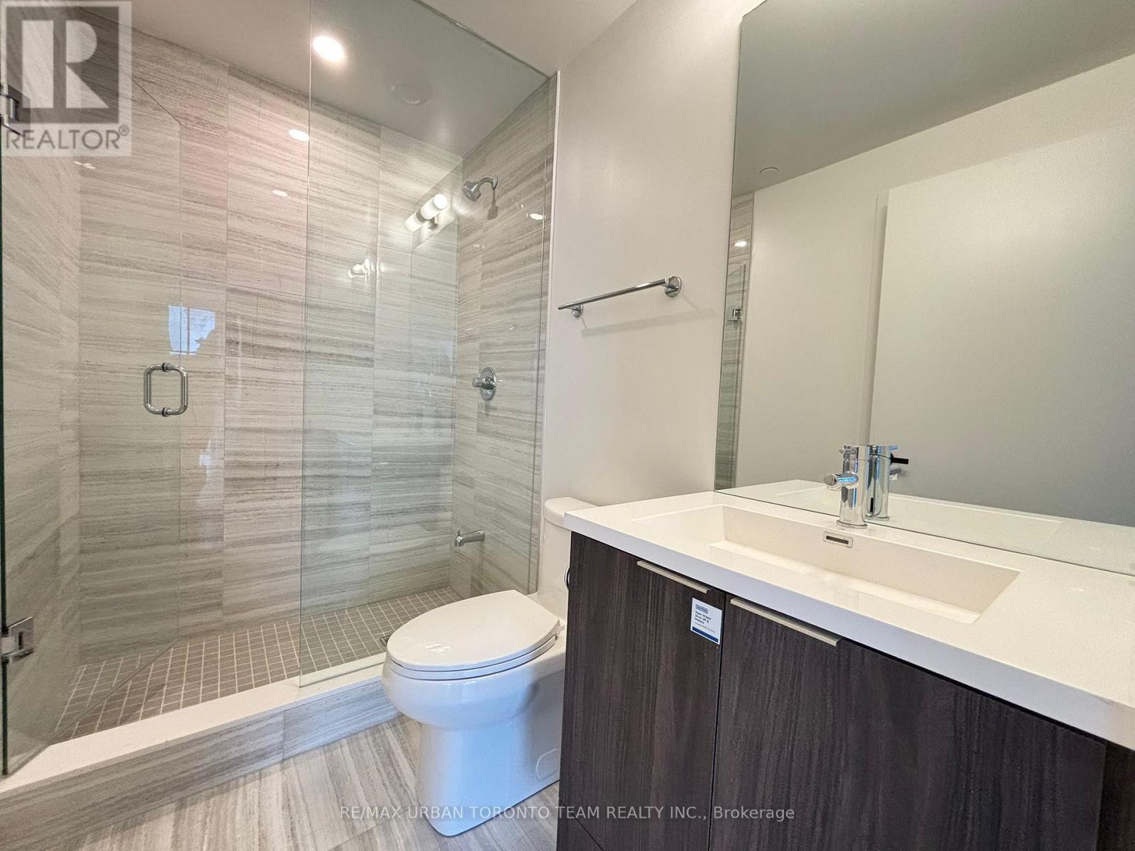 2309 - 8 Interchange Way, Vaughan, Ontario  L4K 5Z7 - Photo 9 - N12572342