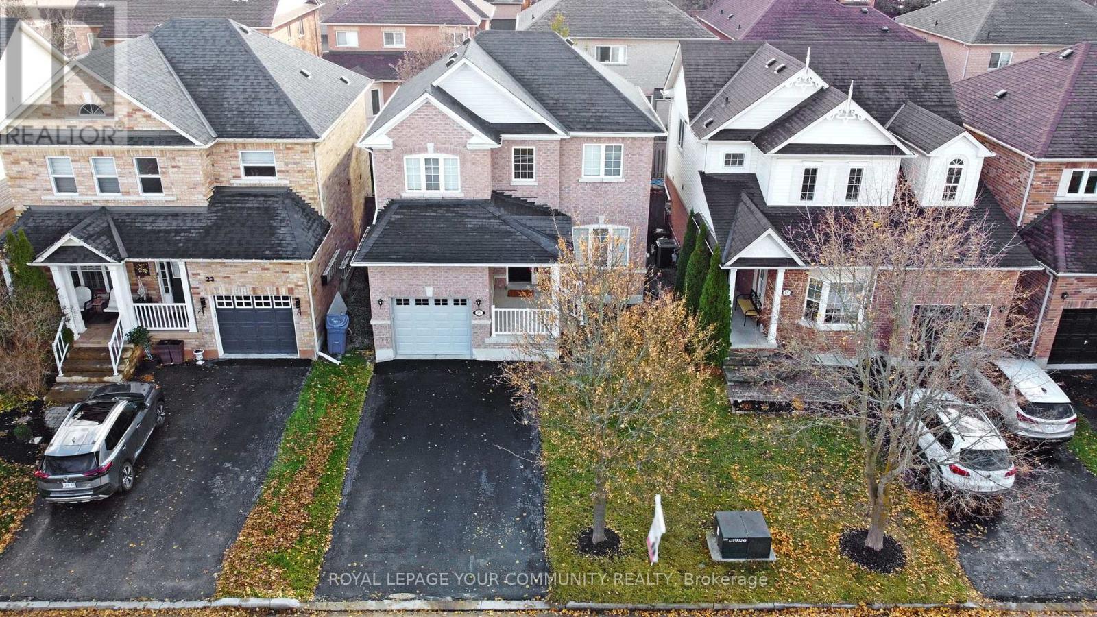 19 Chippingwood Manor, Aurora, Ontario  L4G 7R4 - Photo 29 - N12572382