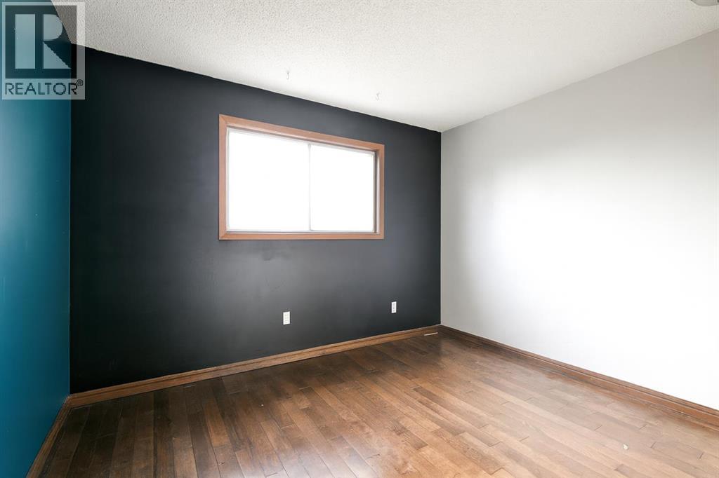 278 Shawnessy Drive Sw, Calgary, Alberta  T2Y 1M5 - Photo 12 - A2271710