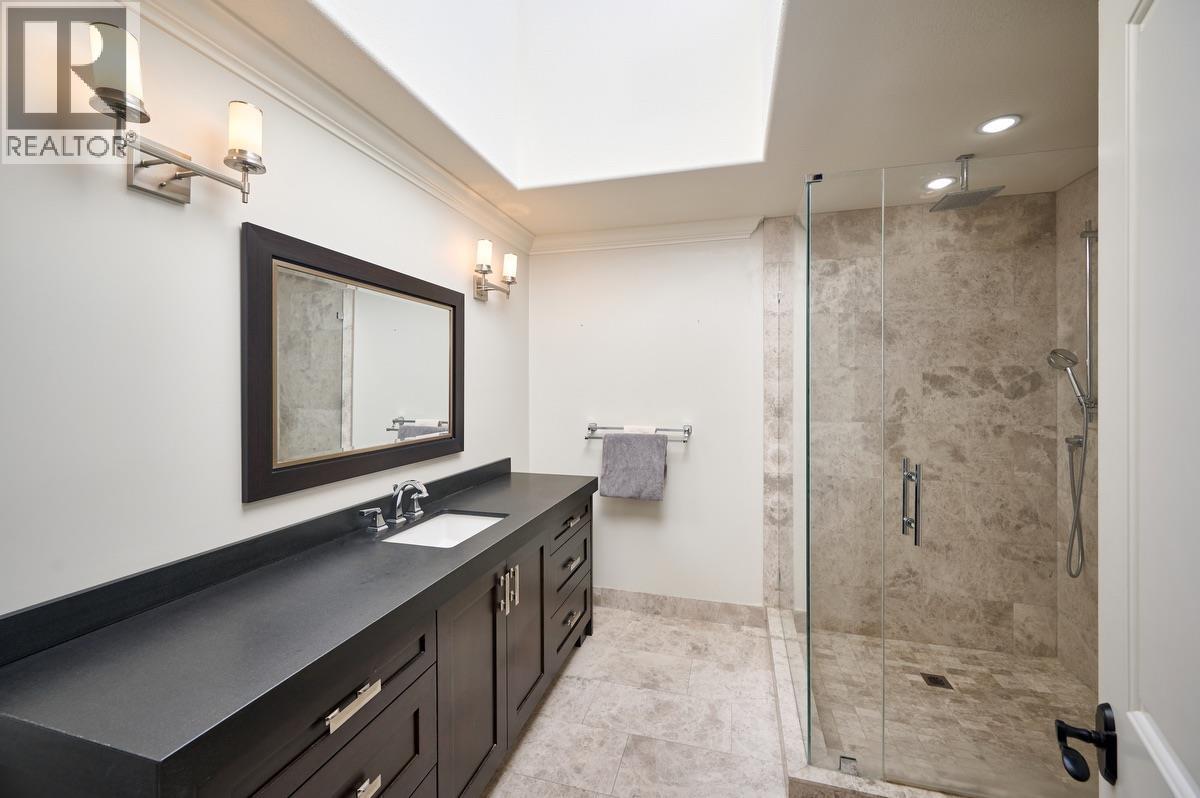 1373 Glenbrook Street, Coquitlam, British Columbia  V3E 3G8 - Photo 21 - R3069544