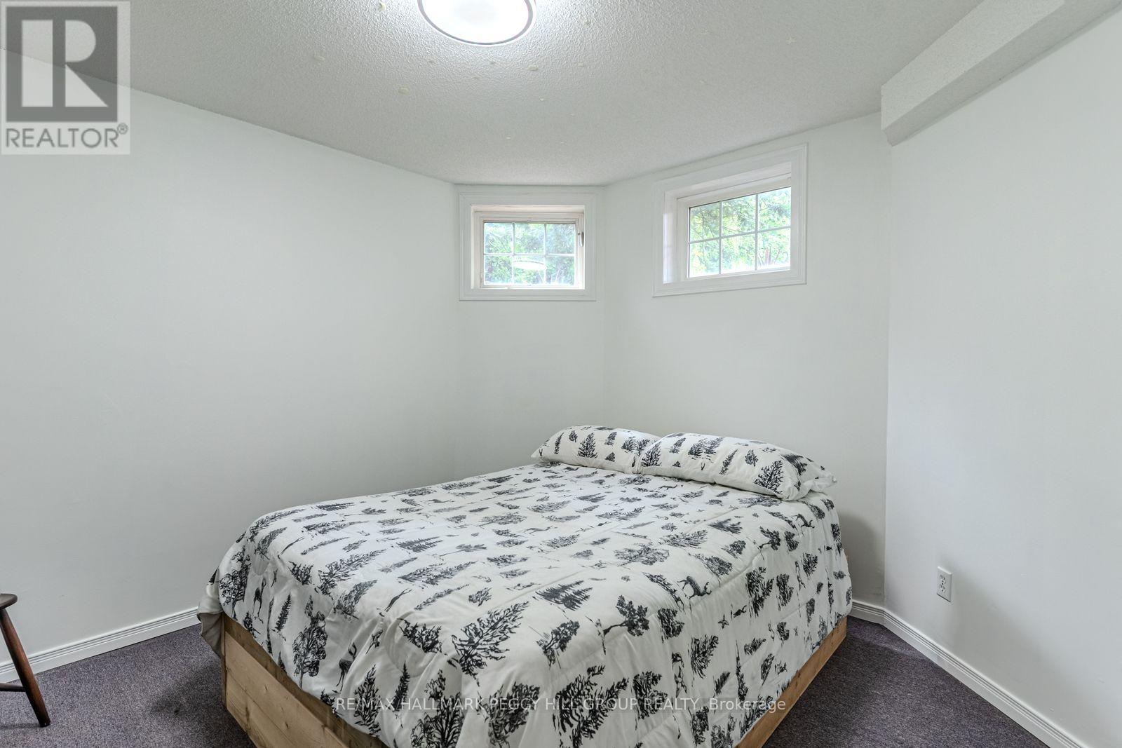 51 Golden Eagle Way, Barrie (Little Lake), Ontario  L4M 6P8 - Photo 14 - S12572328