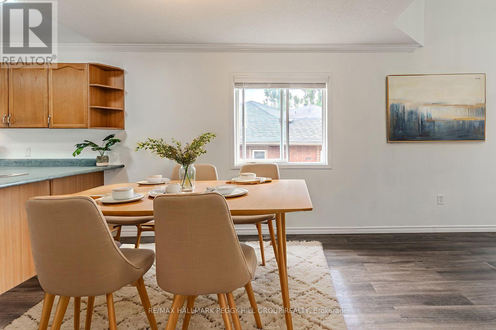 51 Golden Eagle Way, Barrie (Little Lake), Ontario  L4M 6P8 - Photo 4 - S12572328