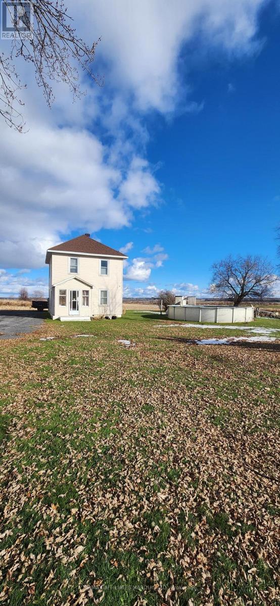 2415 Hwy 138 Highway N, North Stormont, Ontario  K0C 1W0 - Photo 1 - X12572470