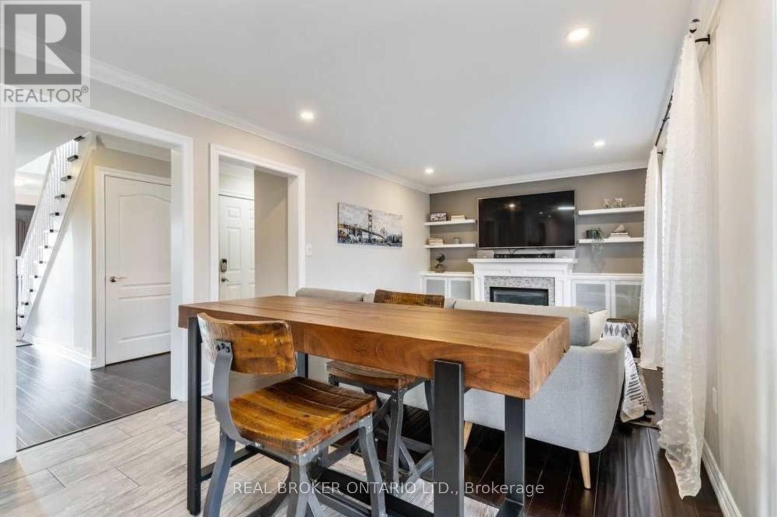 2369 Proudfoot Trail, Oakville, Ontario  L6M 4X9 - Photo 12 - W12572312