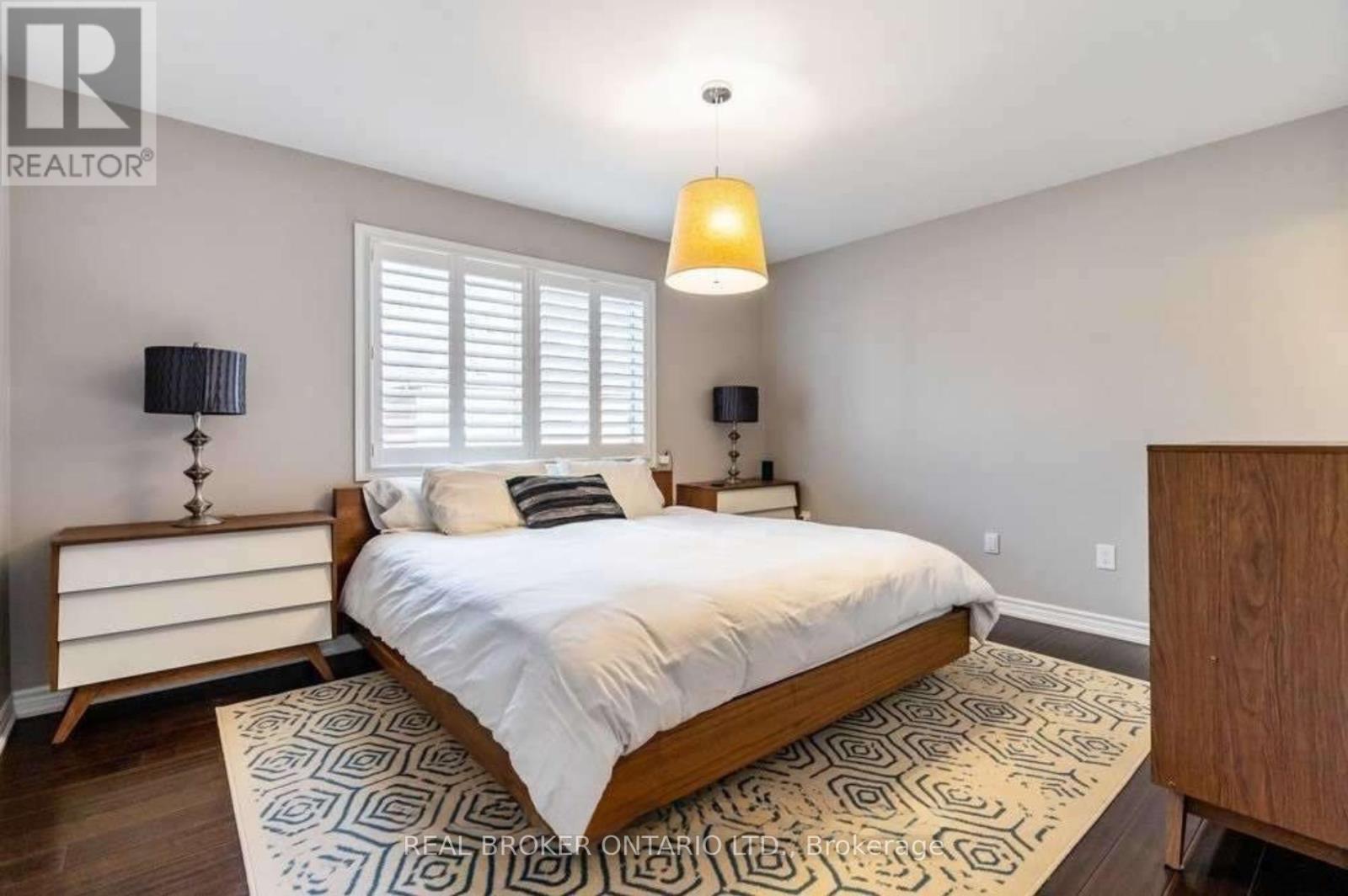 2369 Proudfoot Trail, Oakville, Ontario  L6M 4X9 - Photo 24 - W12572312