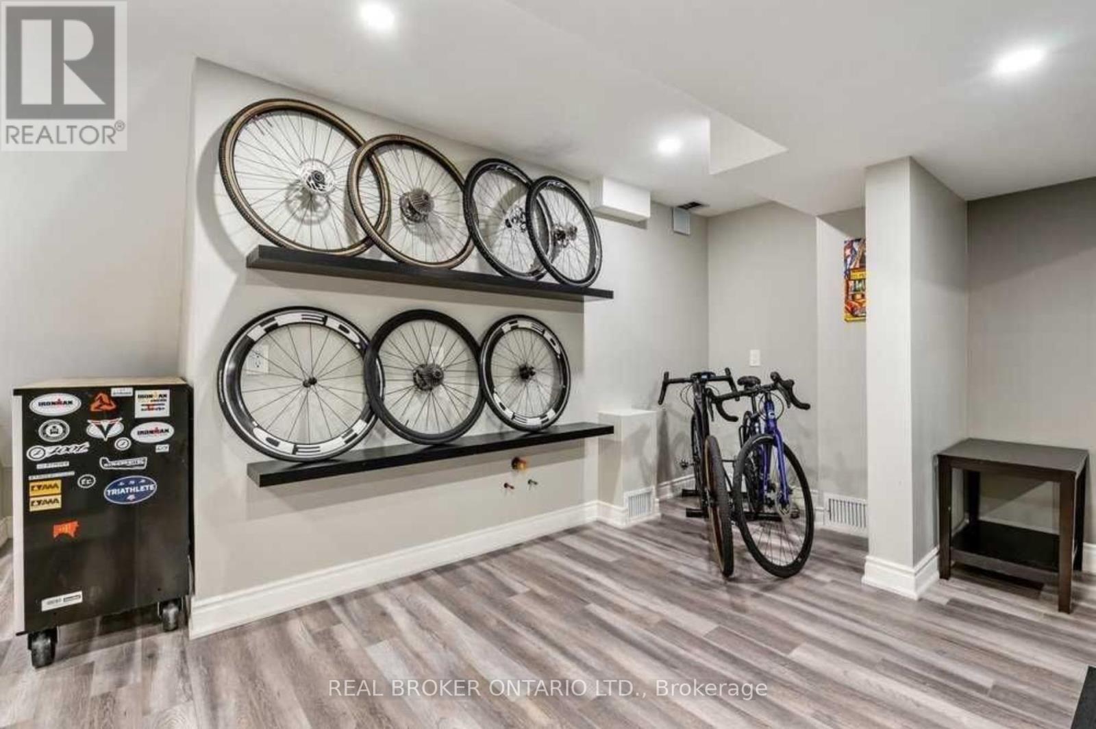 2369 Proudfoot Trail, Oakville, Ontario  L6M 4X9 - Photo 35 - W12572312