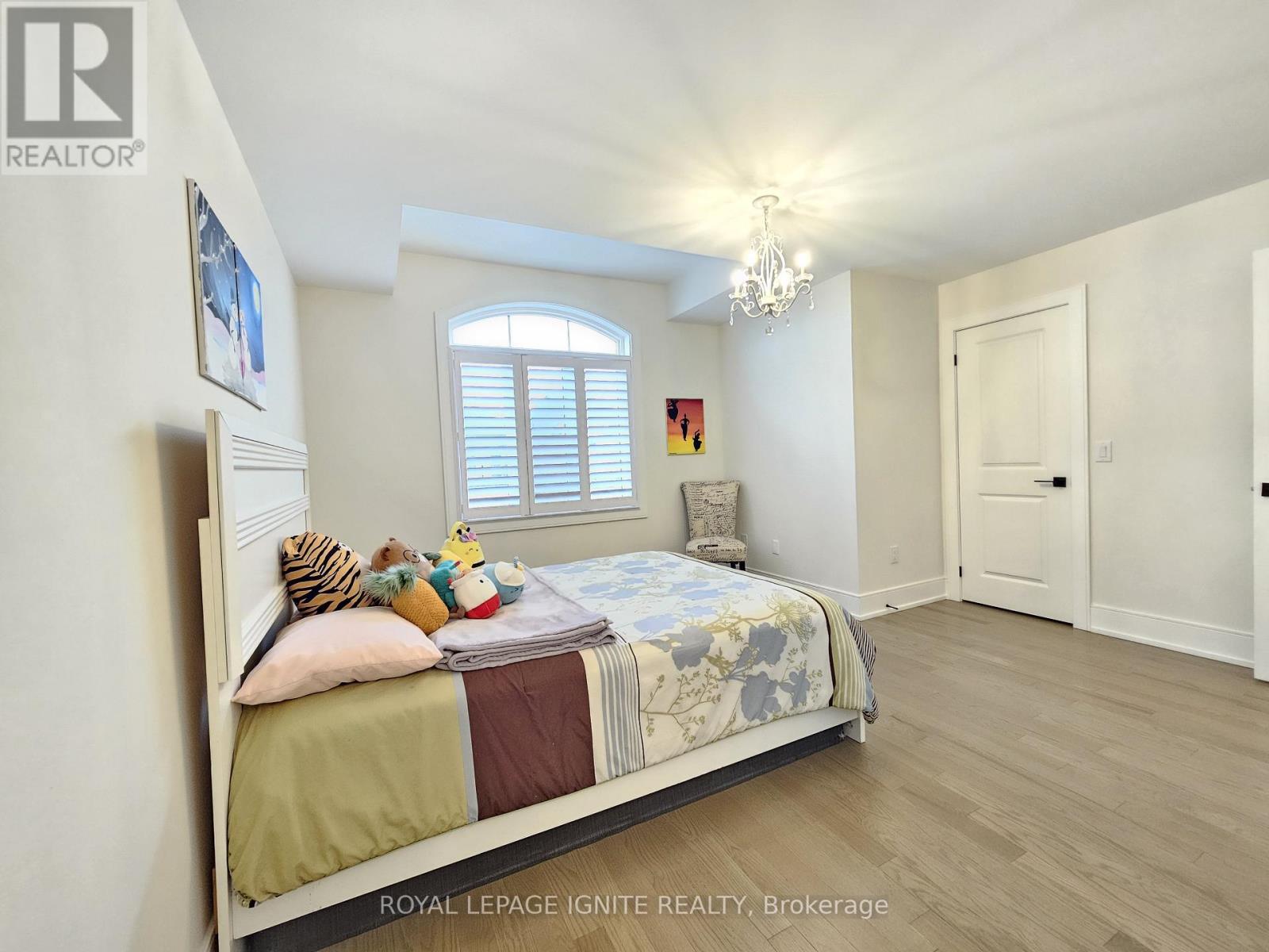 48 Duxbury Road, Brampton, Ontario  L6R 4E3 - Photo 25 - W12572318