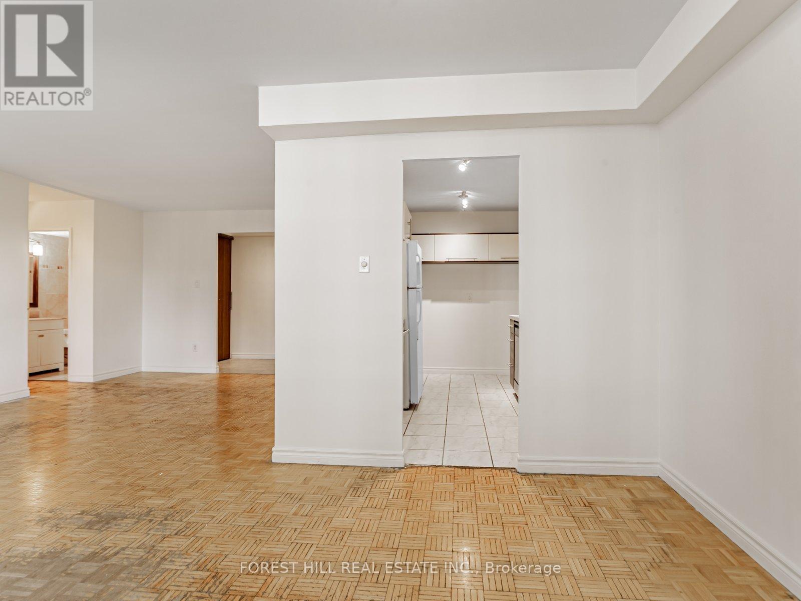 307 - 155 Marlee Avenue, Toronto, Ontario  M6B 4B5 - Photo 11 - W12572364