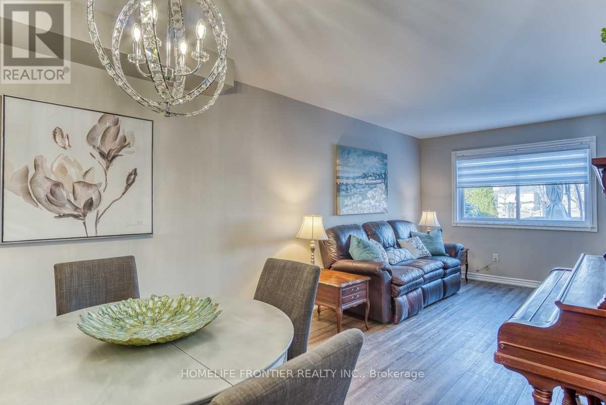 934 Cardington Street, Mississauga, Ontario  L5V 1Z8 - Photo 10 - W12572372