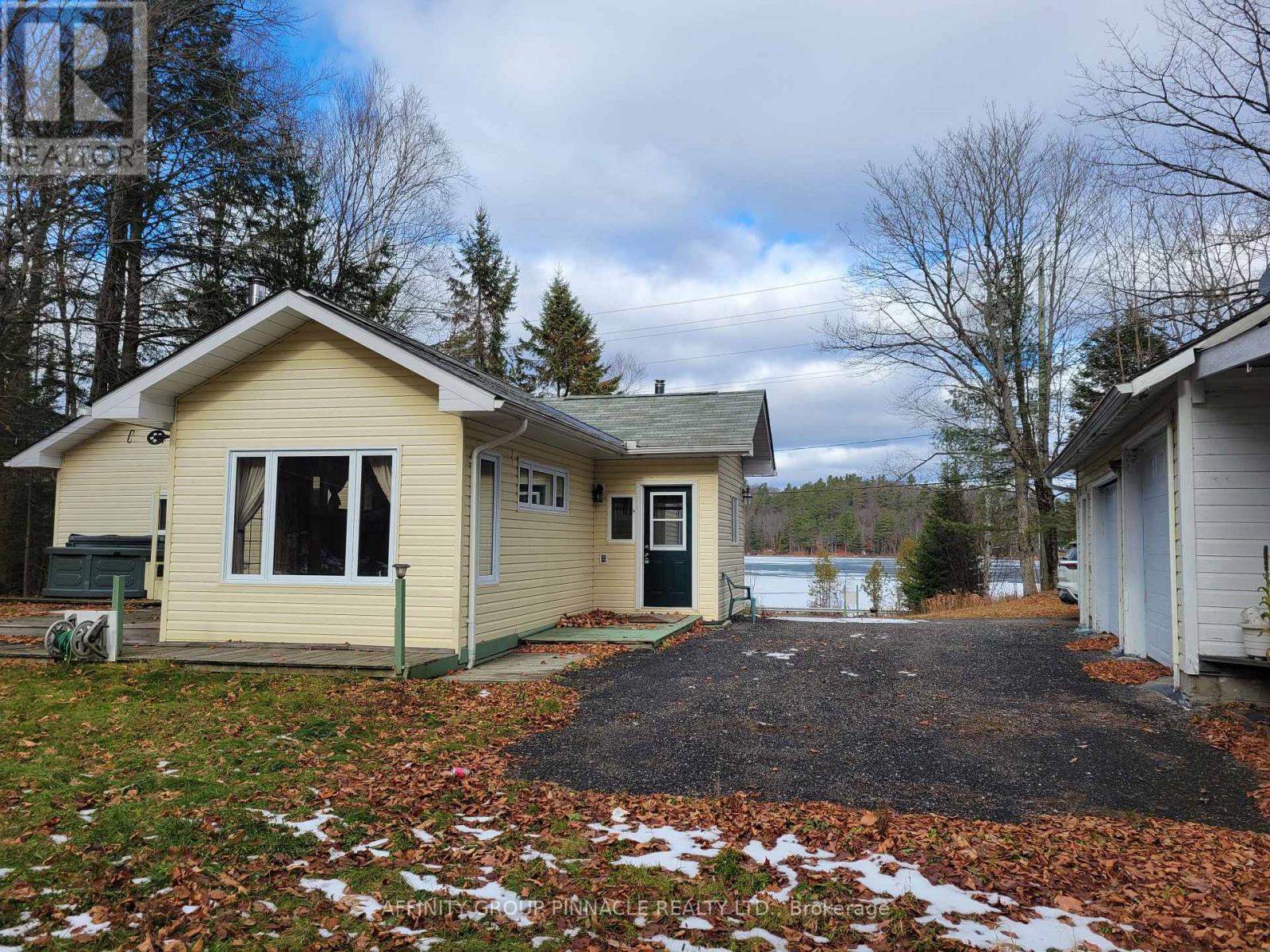 18063 35 Highway, Algonquin Highlands, Ontario  K0M 1S0 - Photo 8 - X12572092