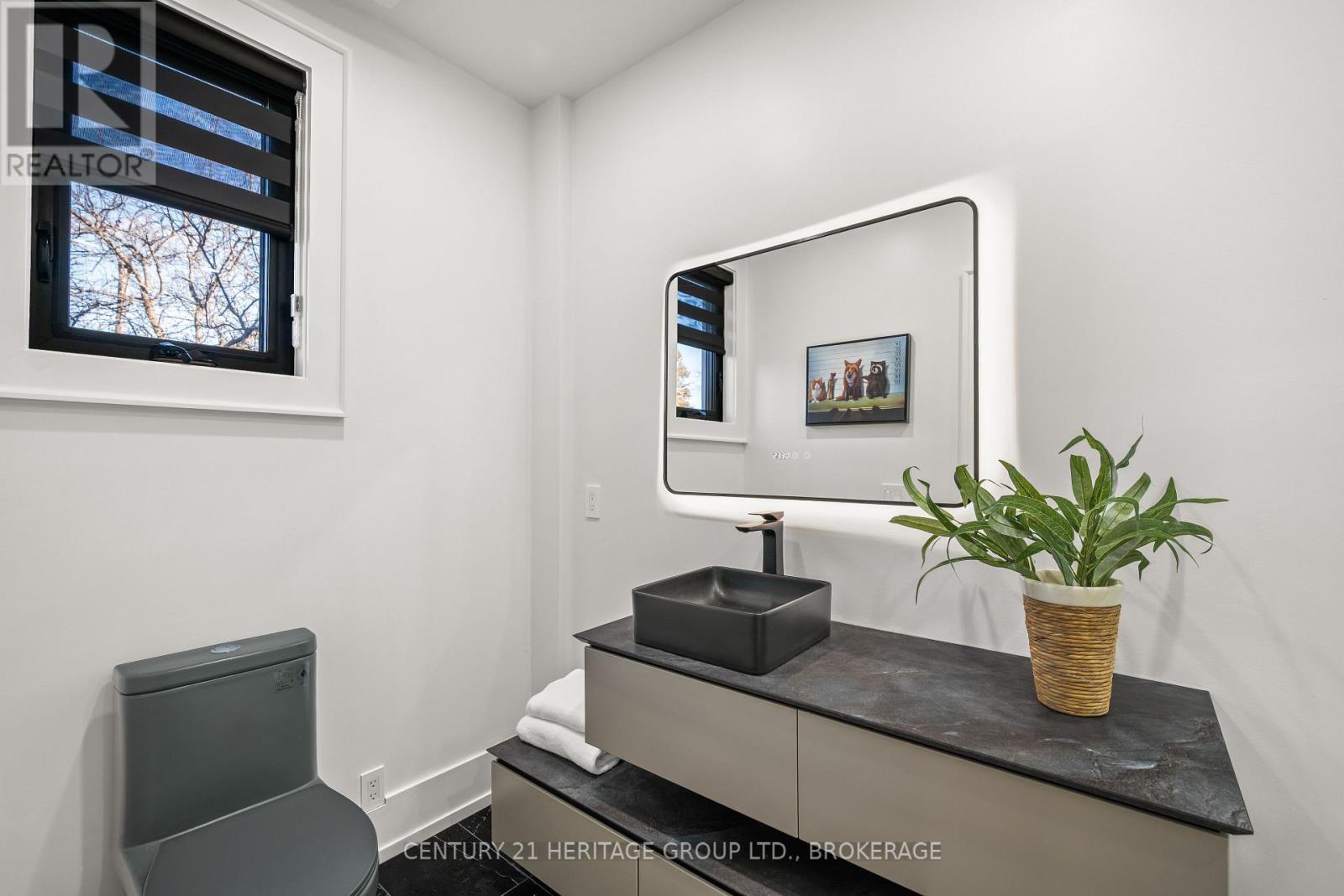 3 Windsor Street, Kingston, Ontario  K7M 4K4 - Photo 9 - X12572478