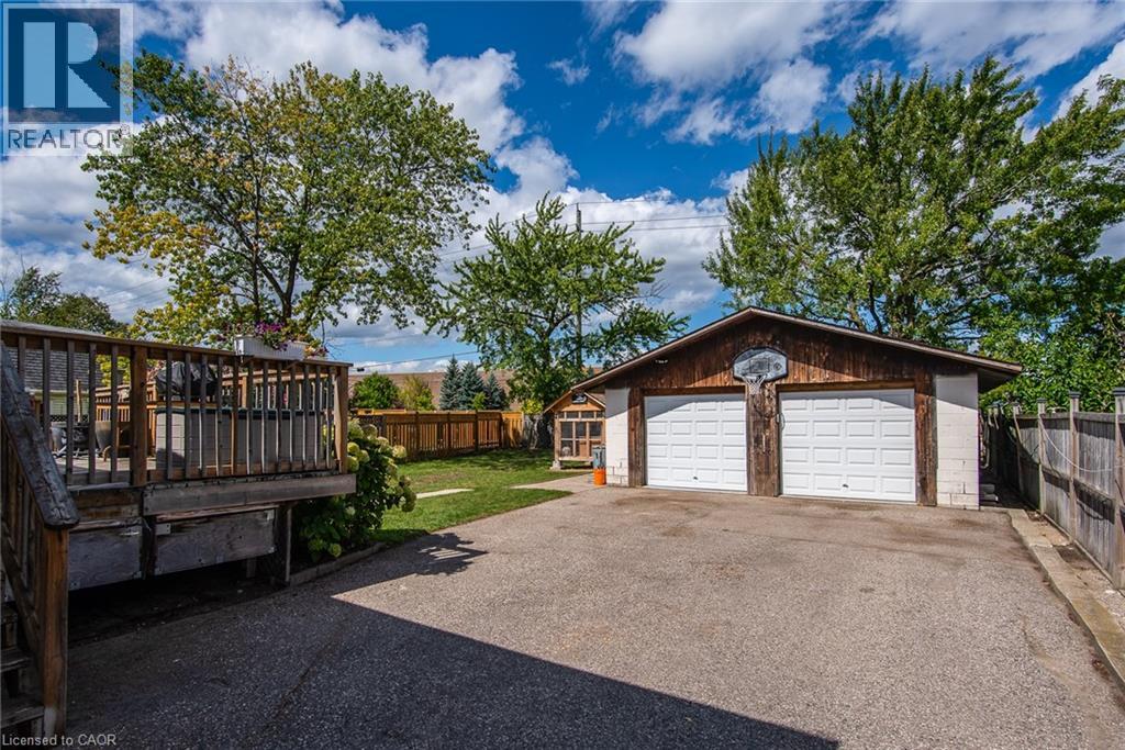 77 Roberts Crescent, Kitchener, Ontario  N2E 1A6 - Photo 35 - 40786114