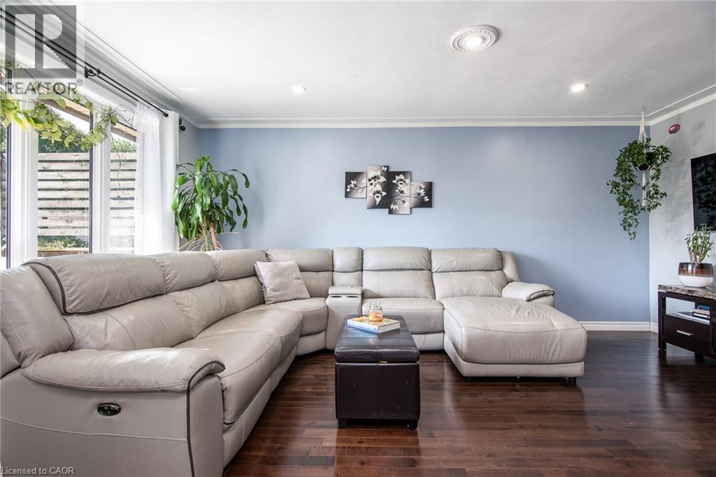 77 Roberts Crescent, Kitchener, Ontario  N2E 1A6 - Photo 10 - 40786114