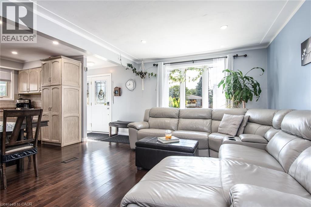 77 Roberts Crescent, Kitchener, Ontario  N2E 1A6 - Photo 12 - 40786114