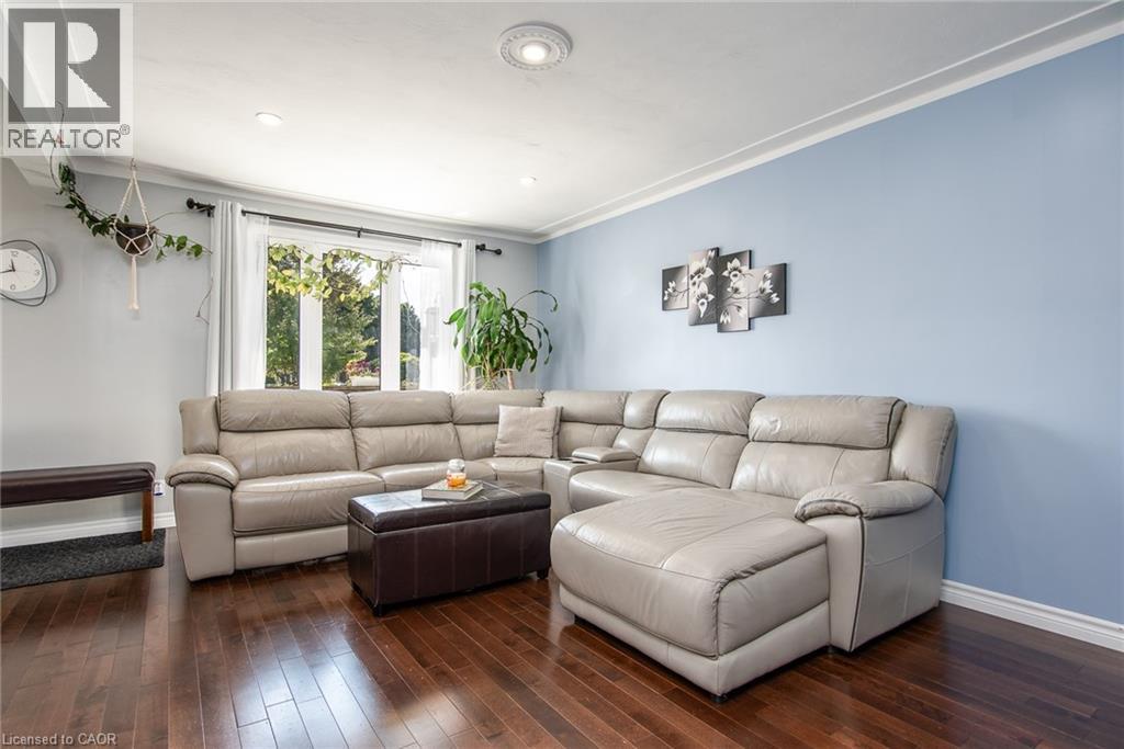 77 Roberts Crescent, Kitchener, Ontario  N2E 1A6 - Photo 11 - 40786114