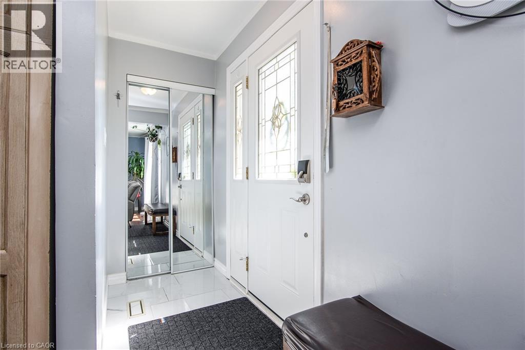 77 Roberts Crescent, Kitchener, Ontario  N2E 1A6 - Photo 7 - 40786114