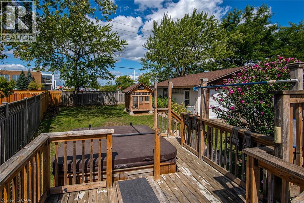 77 Roberts Crescent, Kitchener, Ontario  N2E 1A6 - Photo 36 - 40786114