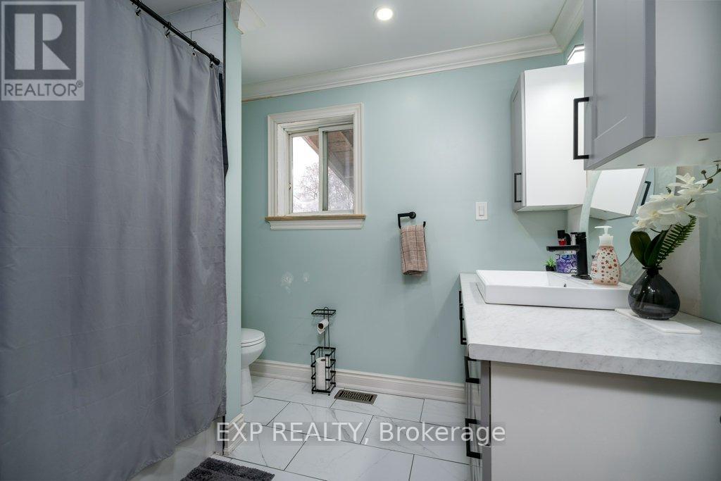 23 Panelas Crescent, Quinte West, Ontario  K8V 6A5 - Photo 11 - X12572404