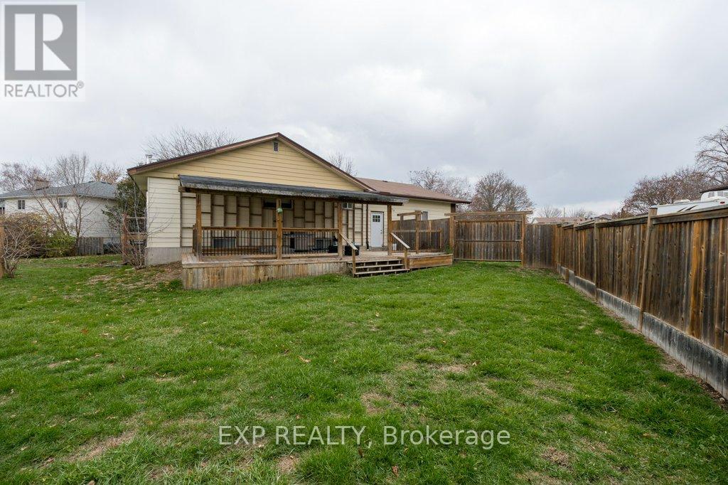 23 Panelas Crescent, Quinte West, Ontario  K8V 6A5 - Photo 23 - X12572404