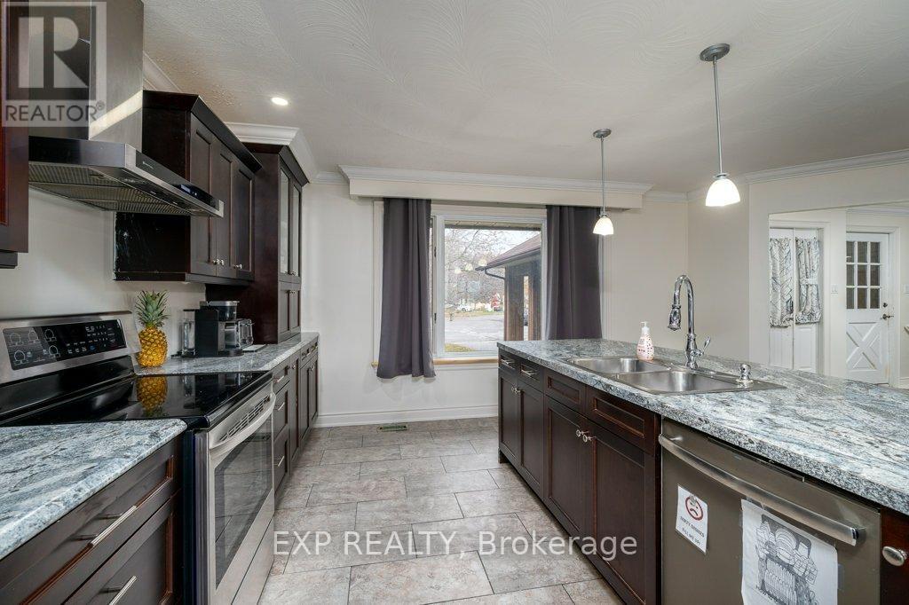 23 Panelas Crescent, Quinte West, Ontario  K8V 6A5 - Photo 6 - X12572404