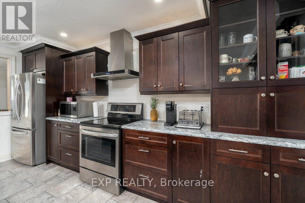 23 Panelas Crescent, Quinte West, Ontario  K8V 6A5 - Photo 7 - X12572404