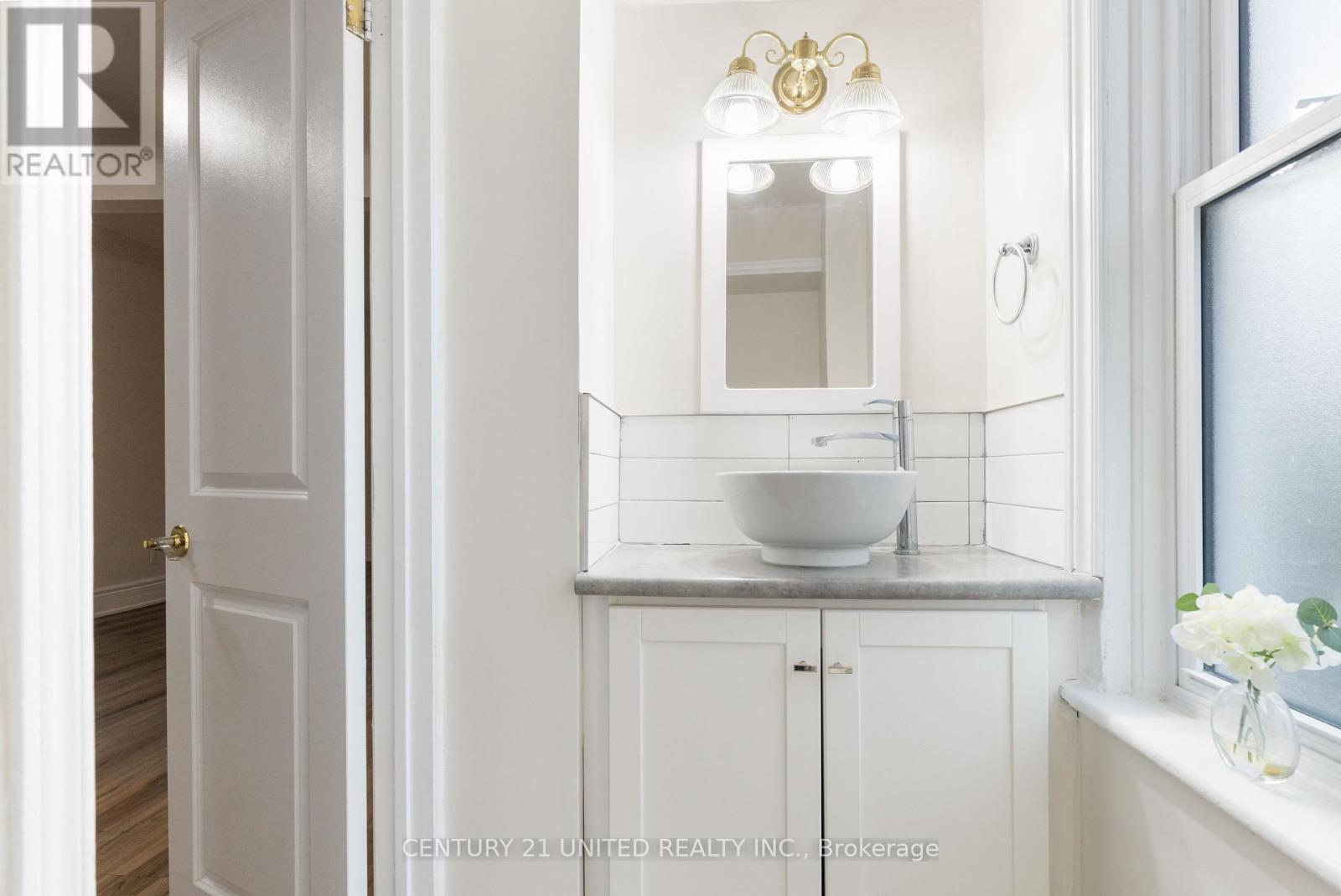 26 Park Street, Peterborough, Ontario  K9J 3V4 - Photo 11 - X12572542