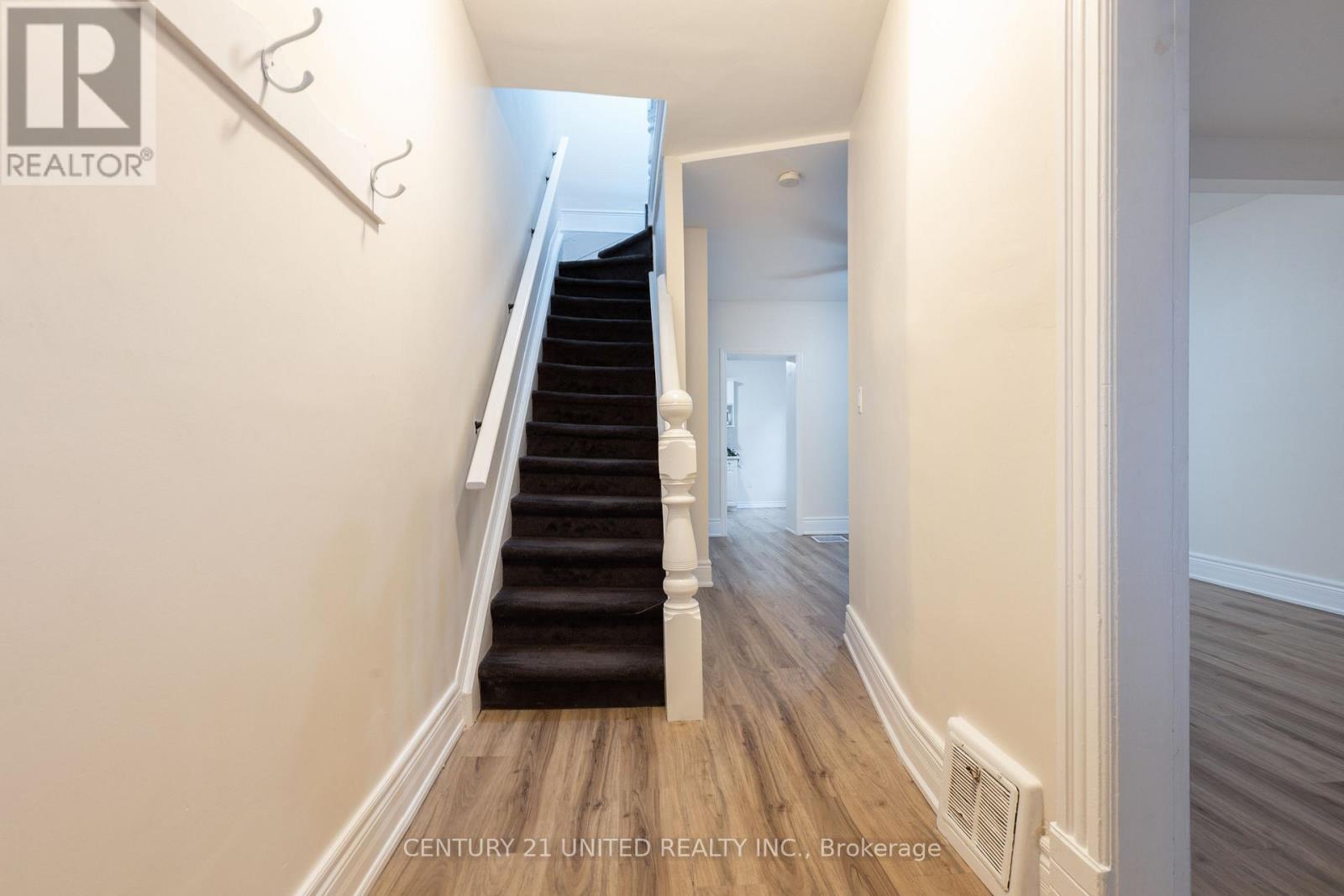 26 Park Street, Peterborough, Ontario  K9J 3V4 - Photo 19 - X12572542