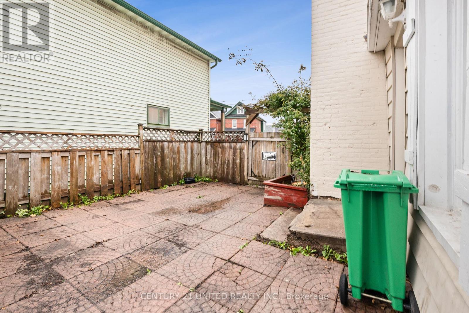 26 Park Street, Peterborough, Ontario  K9J 3V4 - Photo 38 - X12572542