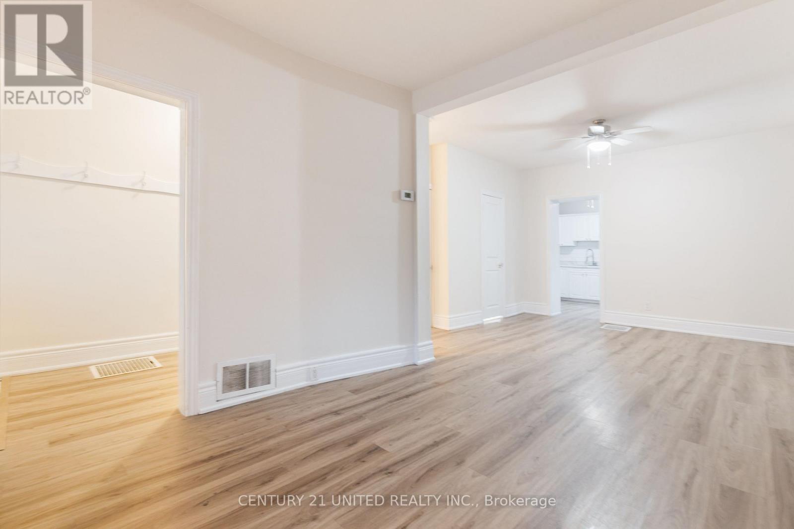 26 Park Street, Peterborough, Ontario  K9J 3V4 - Photo 9 - X12572542