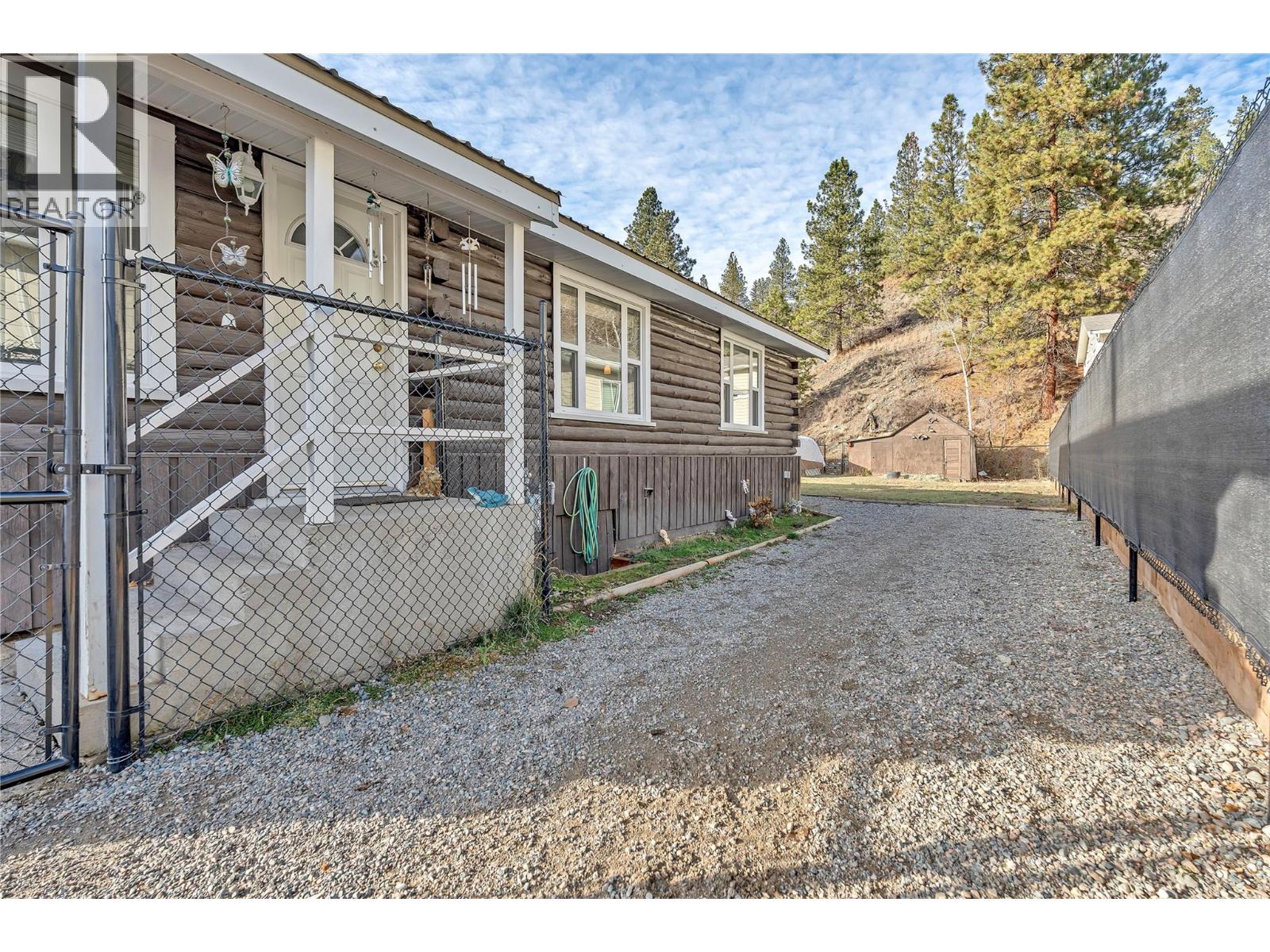 495 Auburn Crescent, Princeton, British Columbia  V0X 1W0 - Photo 4 - 10369859