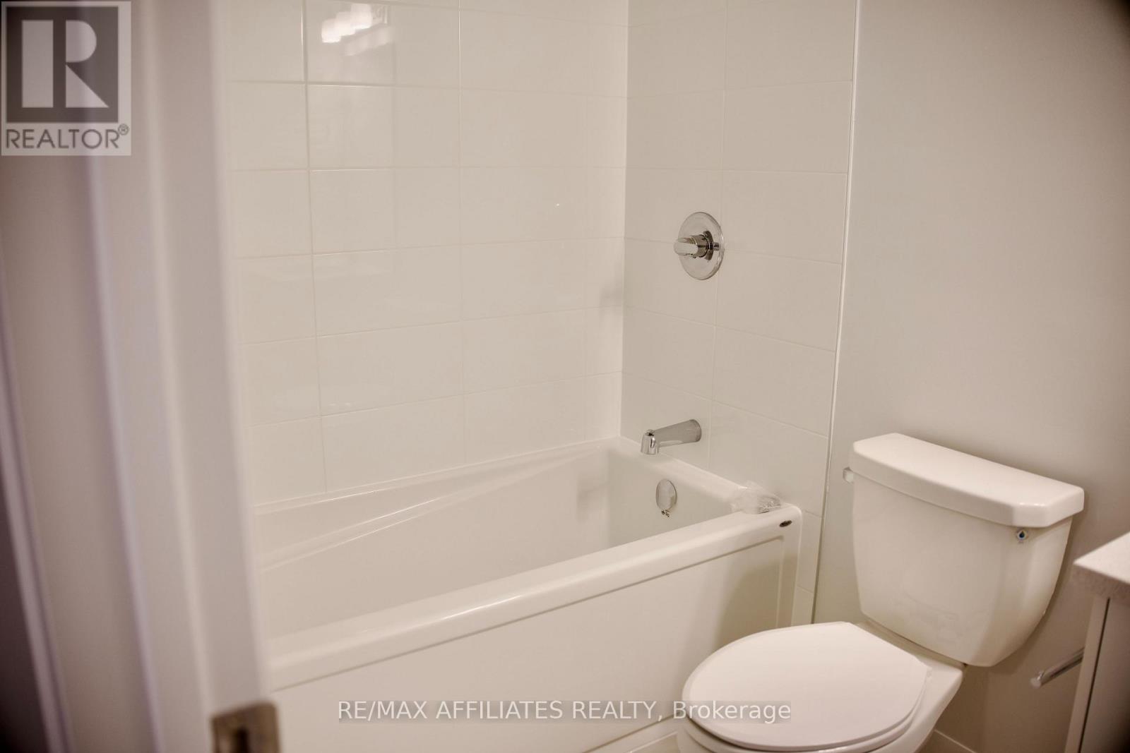 8 - 701 Glenroy Gilbert Drive, Ottawa, Ontario  K2J 5W2 - Photo 8 - X12572484