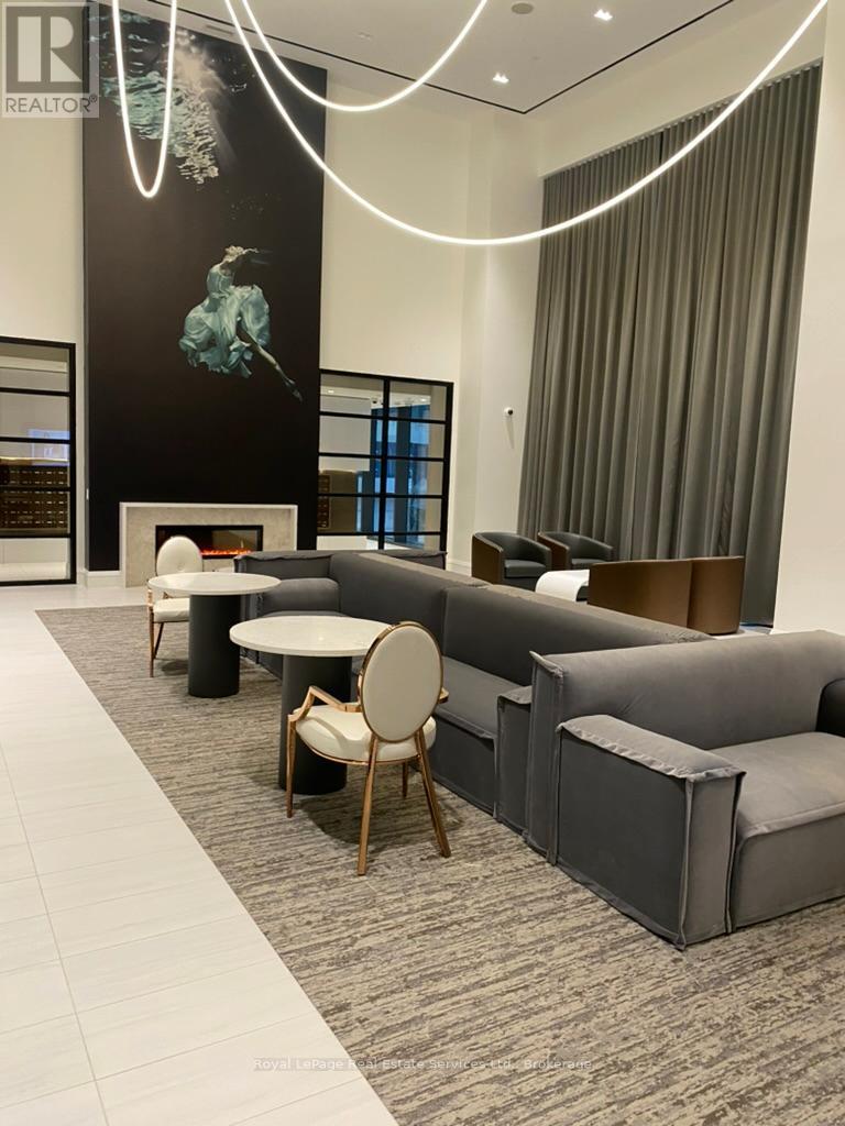 2602 - 39 Roehampton Avenue E, Toronto, Ontario  M4P 1P9 - Photo 12 - C12572560