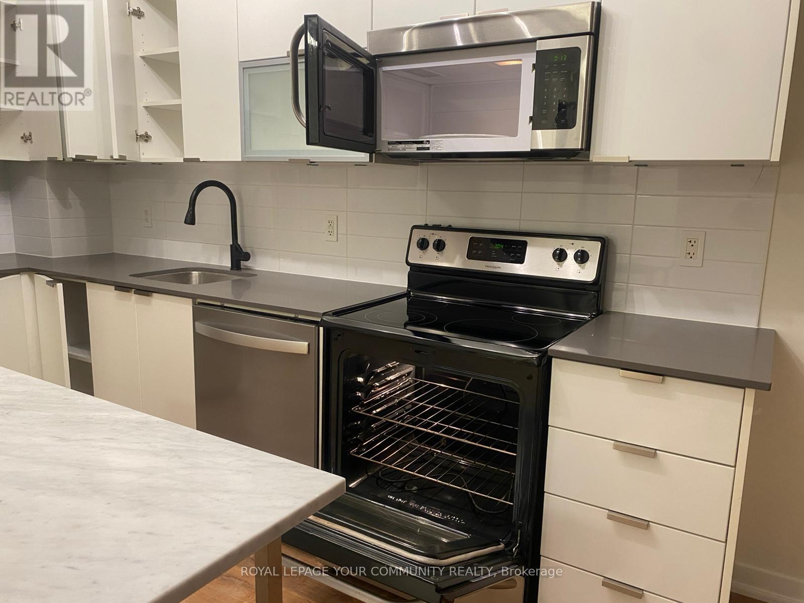 2313 - 150 East Liberty Street, Toronto, Ontario  M6K 3R5 - Photo 5 - C12571572