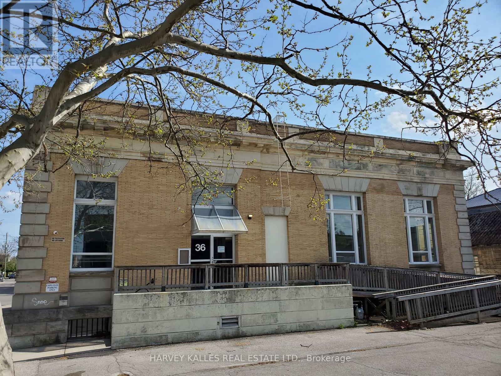 B - 45 Peel Street, Norfolk, Ontario  N3Y 1S3 - Photo 10 - X12212234