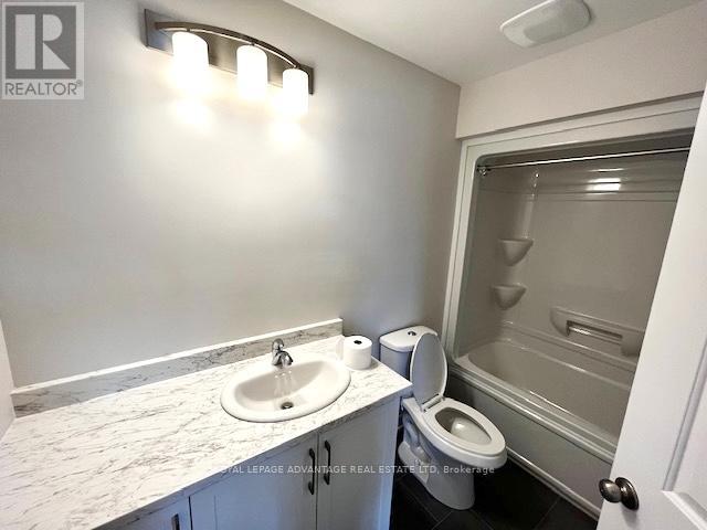 69 Whitcomb Crescent, Smiths Falls, Ontario  K7A 0A2 - Photo 5 - X12572418