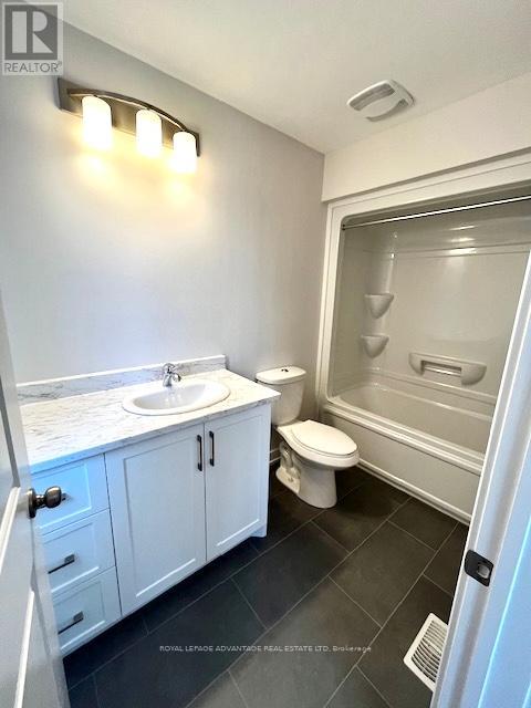 69 Whitcomb Crescent, Smiths Falls, Ontario  K7A 0A2 - Photo 9 - X12572418