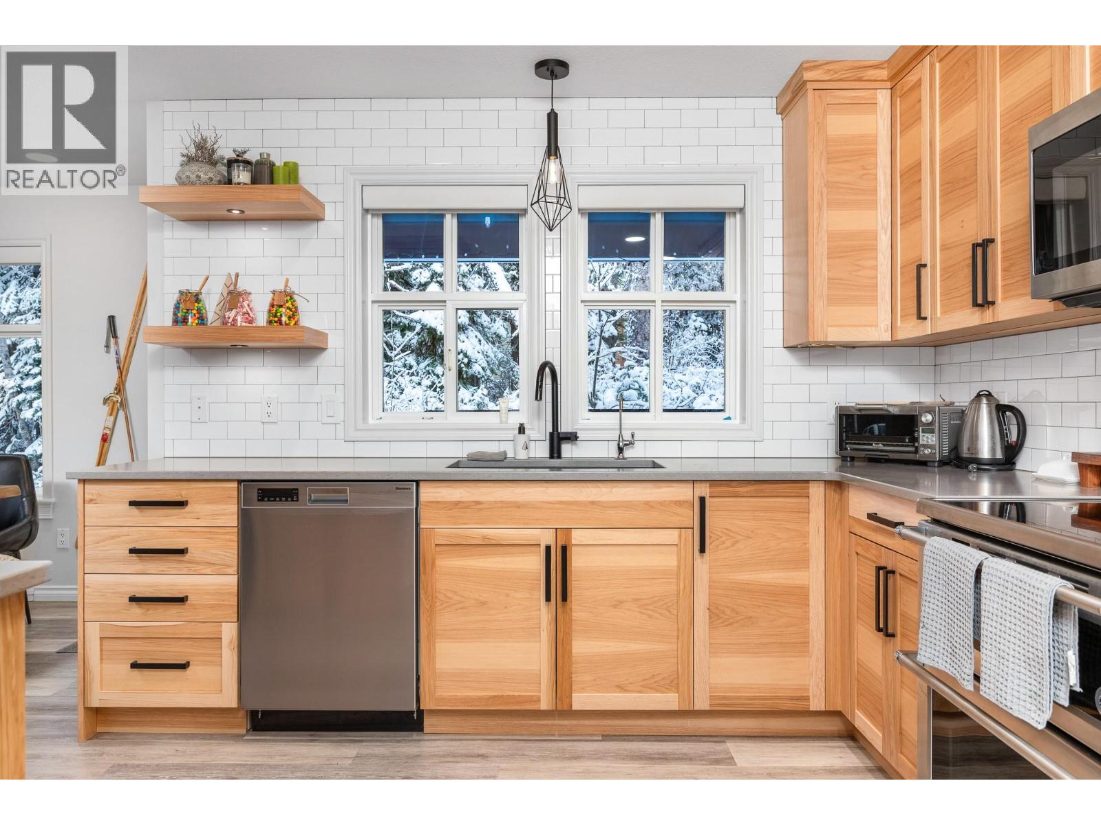 495 Monashee Road Unit# 1, Silver Star, British Columbia  V1B 0S5 - Photo 11 - 10369676