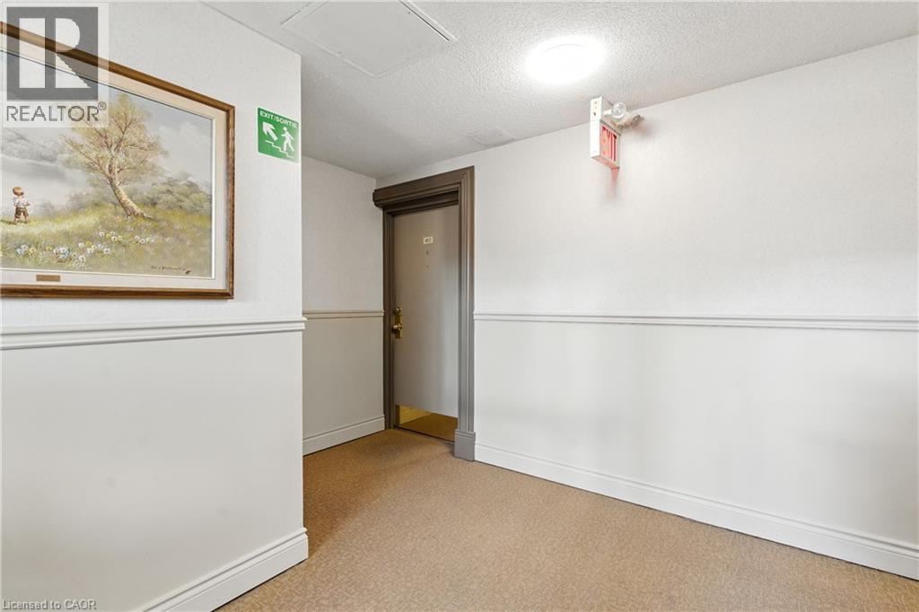 264 Oakdale Avenue Unit# 102, St. Catharines, Ontario  L2P 2K4 - Photo 2 - 40707024