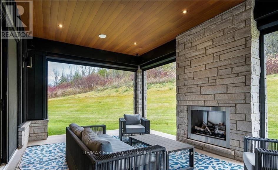 132 Dorothy Drive, Blue Mountains, Ontario  N0H 2P0 - Photo 15 - X12572496