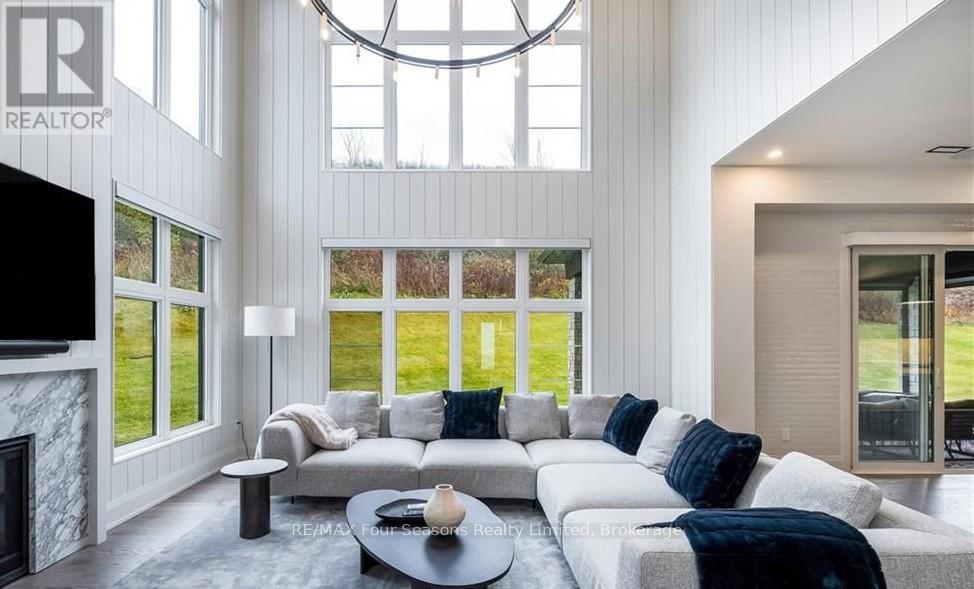 132 Dorothy Drive, Blue Mountains, Ontario  N0H 2P0 - Photo 3 - X12572496