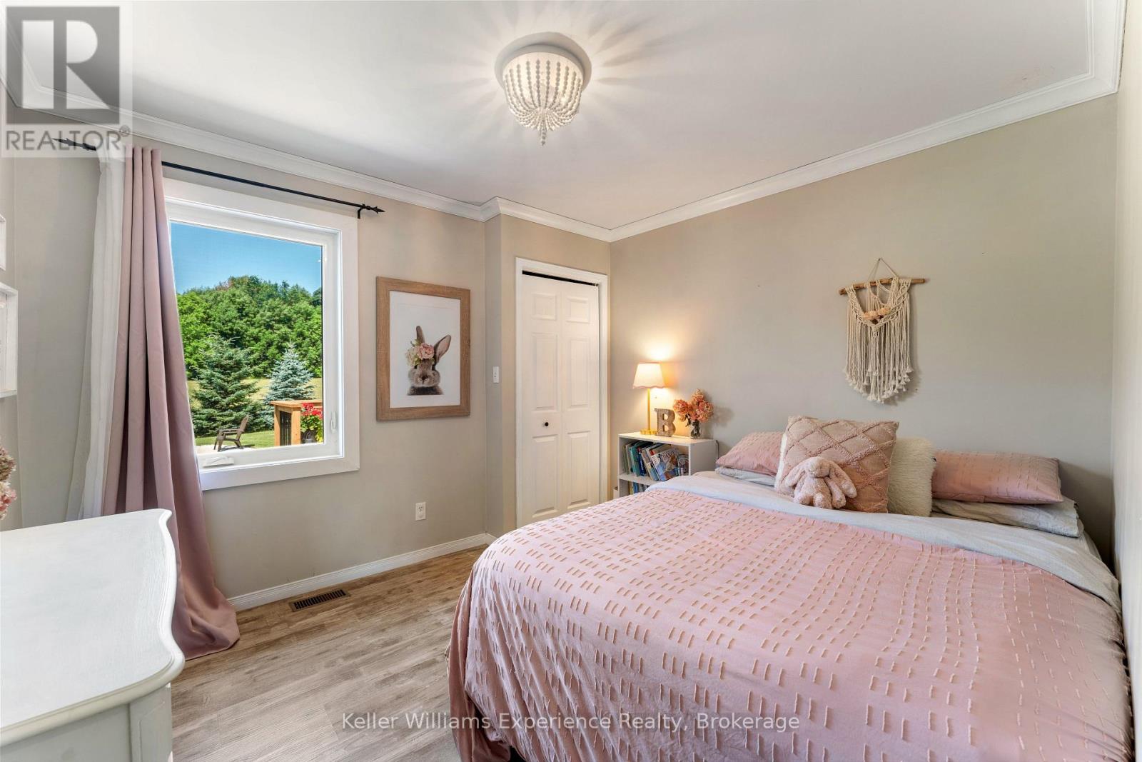 110 Mary Avenue, Georgian Bluffs, Ontario  N4K 5N5 - Photo 22 - X12572508