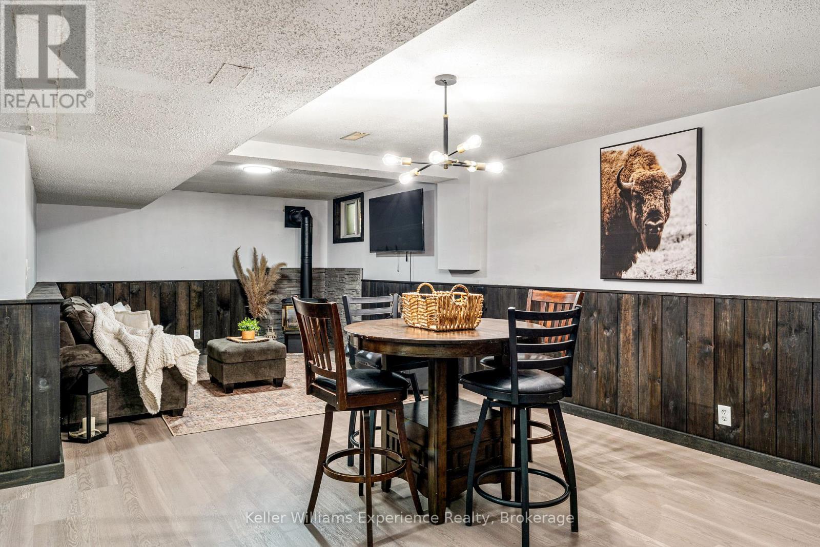 110 Mary Avenue, Georgian Bluffs, Ontario  N4K 5N5 - Photo 26 - X12572508