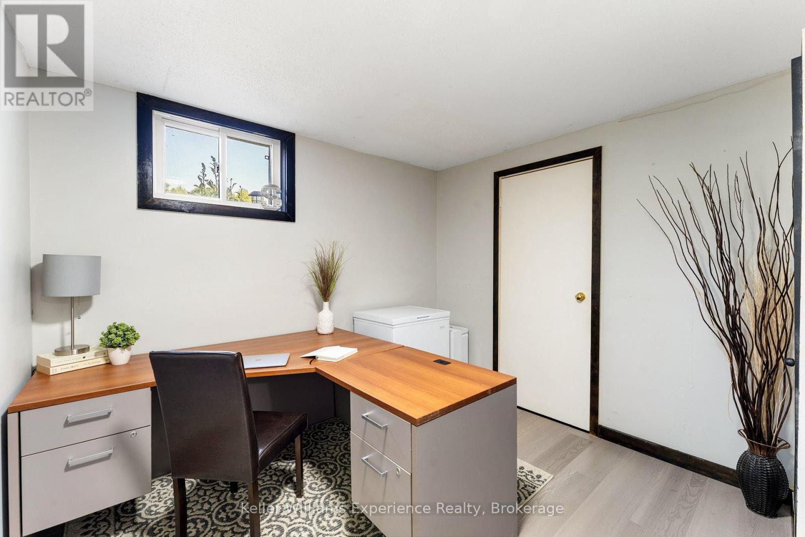 110 Mary Avenue, Georgian Bluffs, Ontario  N4K 5N5 - Photo 28 - X12572508