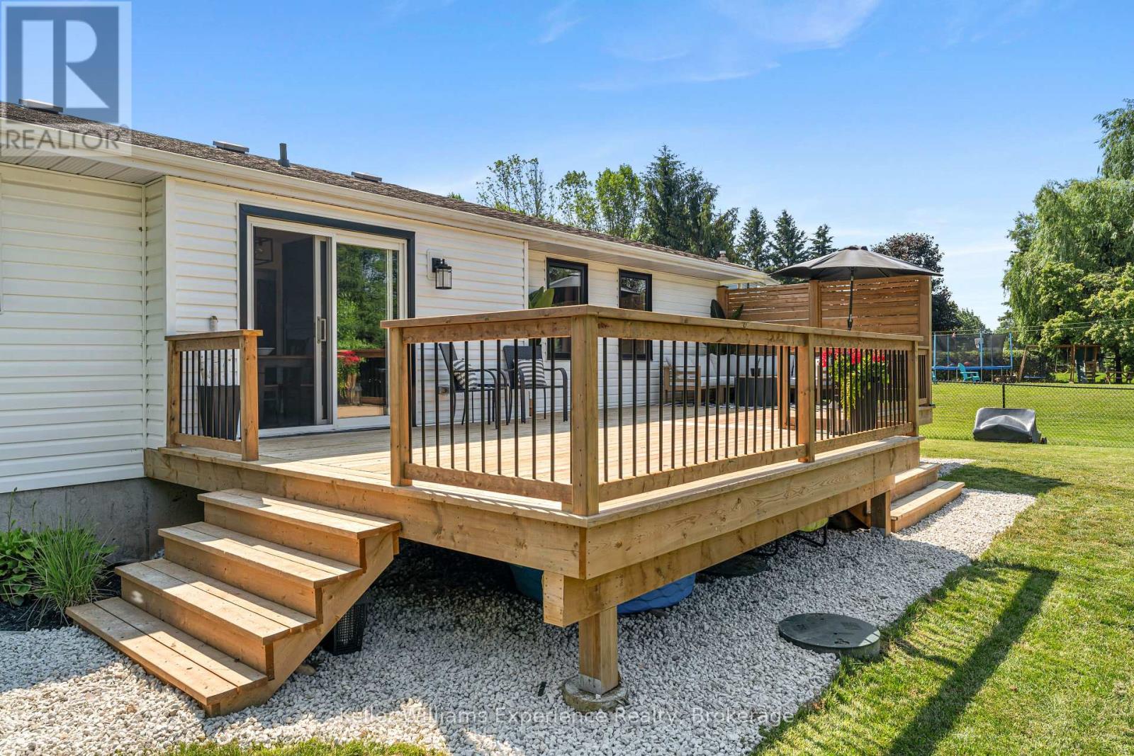 110 Mary Avenue, Georgian Bluffs, Ontario  N4K 5N5 - Photo 40 - X12572508