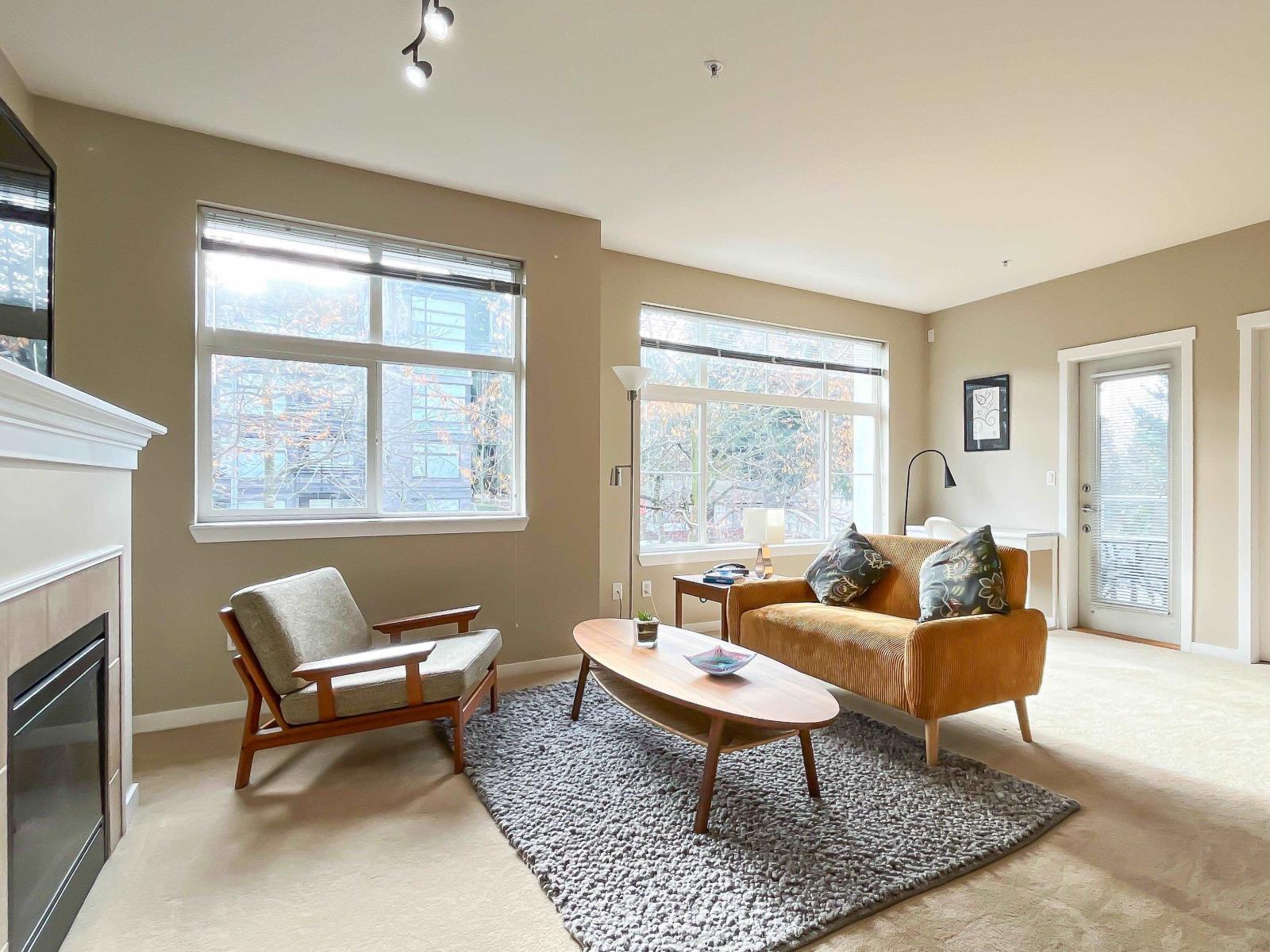 207 15299 17a Avenue, Surrey, British Columbia  V4A 1V4 - Photo 3 - R3069614