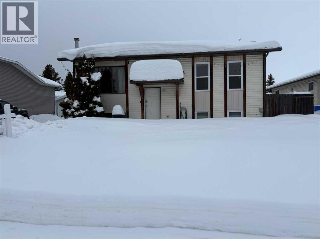 1004 12 Street, slave lake, Alberta