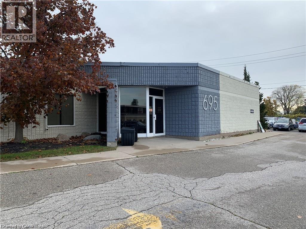 695 CORONATION Boulevard Unit# 9, Cambridge, Ontario