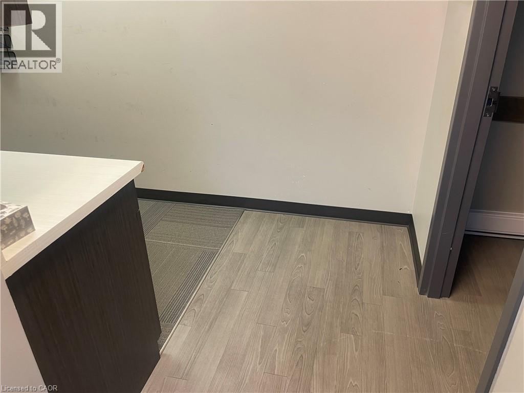 695 Coronation Boulevard Unit# 9, Cambridge, Ontario  N1R 7J9 - Photo 12 - 40790143